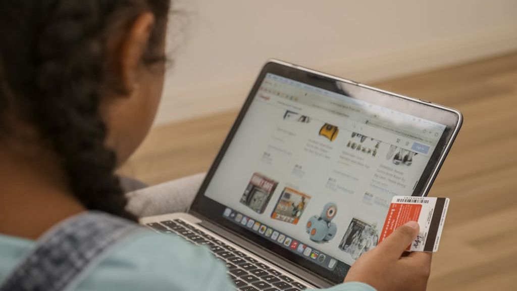 Kindel Media באתר PEXELS כרטיס אשראי לילדים